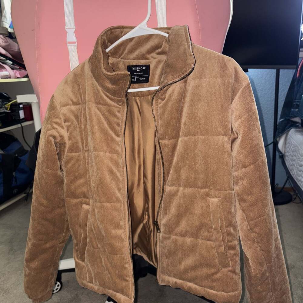 Urban Classics Boxy Corduroy Puffer Jacket in Orange
